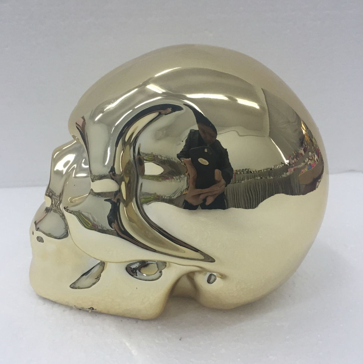 New Handmade Cigarette Butt Snuffer White Ceramic Skull Head