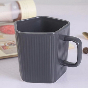 Food Grade Pentagon Design Black Ceramic Mug Glazed