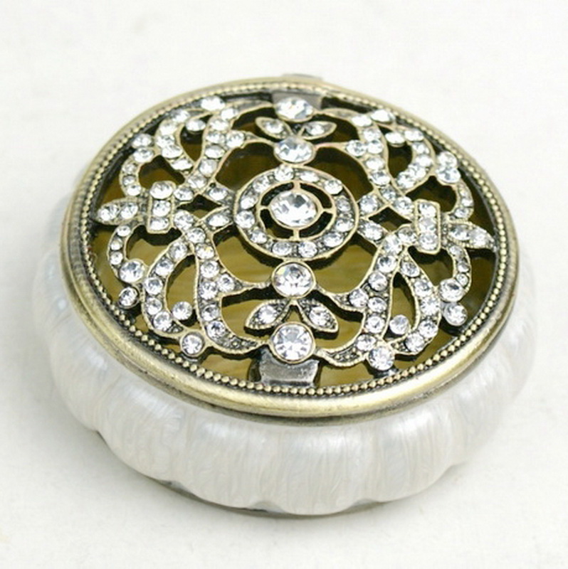Shiny Silver Crystal Stones Inlaid Jewelry Box