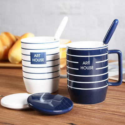 Stripe Design Couple's Standard Size Ceramic Mug with Lid And Spoon Made In China