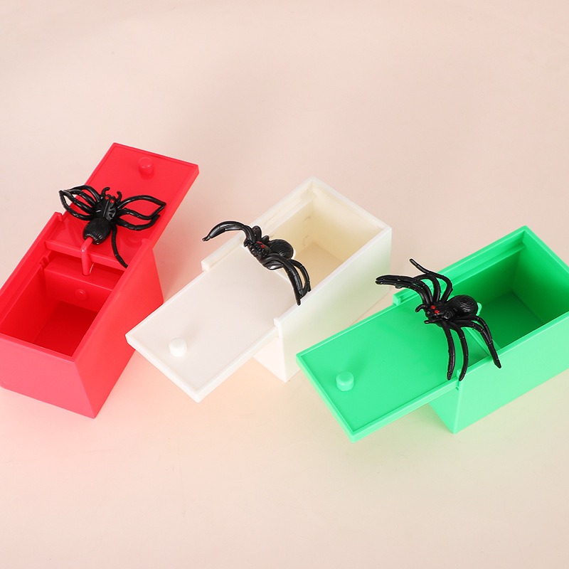 Funny Tricks Spider Funny Horror Box Hidden Box Prank Horror Box Fun Games for Halloween Party Favors Decoration Prank Toy Gifts