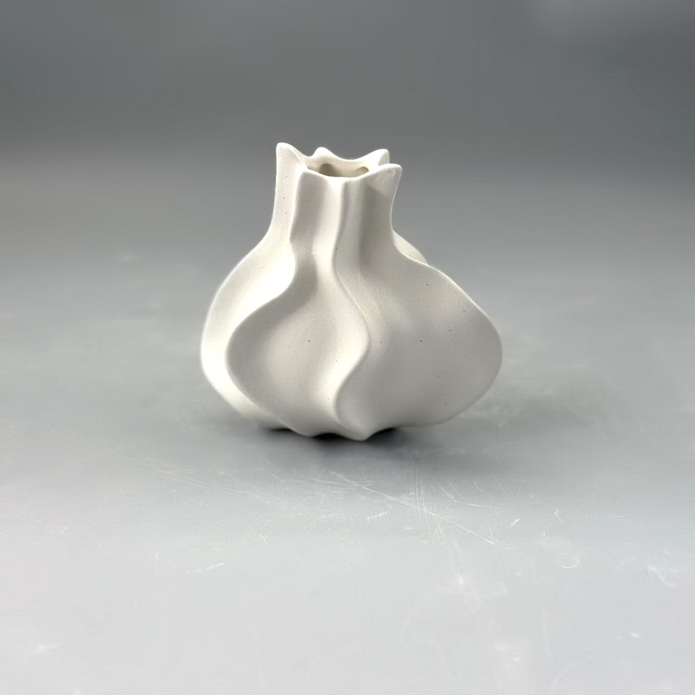 Creative Nordic White Ceramic Dried Flower Bottle Home Decoration Living Room Dining Table Study Flower Arrangement Ornament