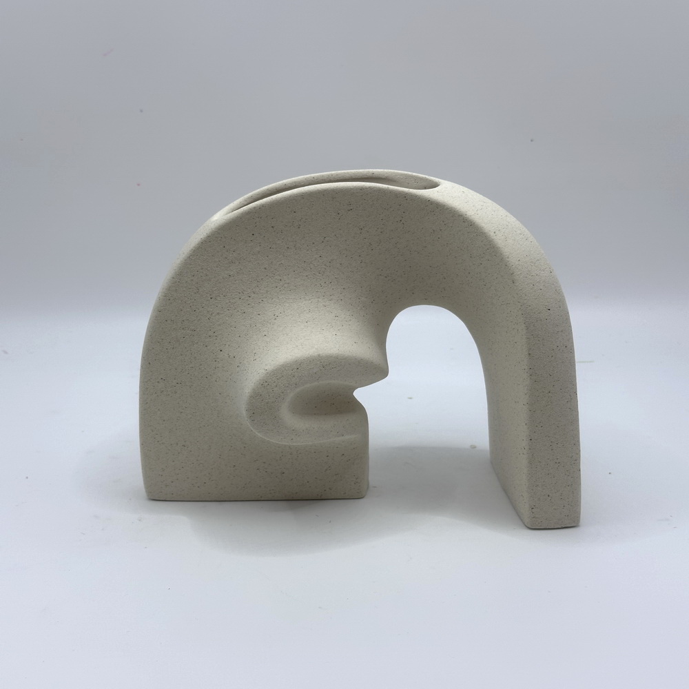 White Ceramic Vase Take A Prone Position Irregularity Flower Vase Hand-made Ornaments Floral Arrangement Accessories