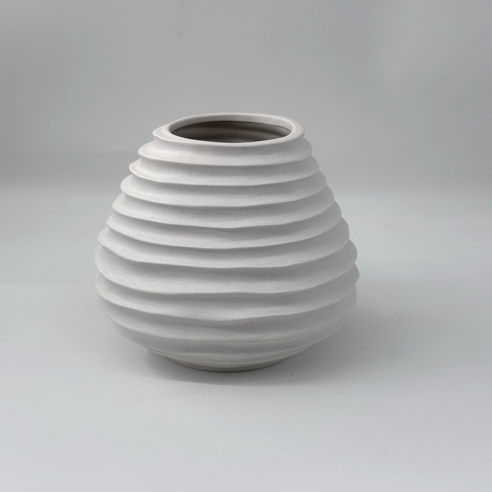 Wholesale Customized Modern Ceramic Vases Art Deco Nordic Luxury Styles Glass Porcelain Pottery Tabletop Vases for Weddings