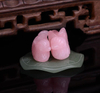 1 Set Rose Quartz Mandarin Duck Natural Stone Carved Lover Symbolize Figurine Green Stand