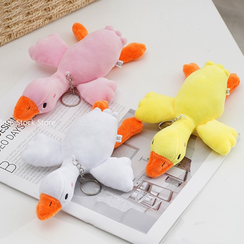 18cm Cartoon Duck Plush Keychain Kawaii Goose Pendant Plush Toys for Women Girls Boys Toy Doll Bag Accessories Car Keyring Gifts