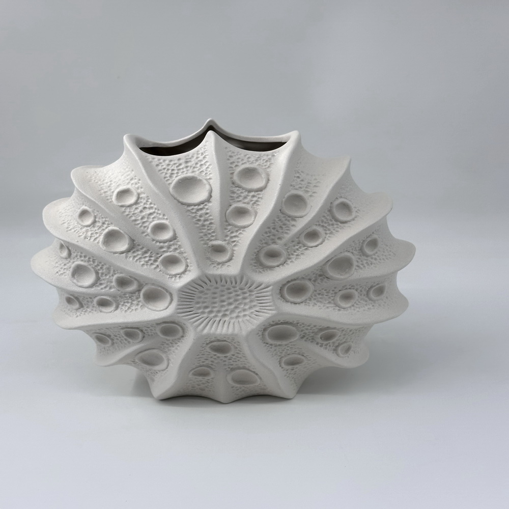 European Style Minimalist Ceramic Vase Shell Pattern Frosted Texture Home Decoration Center Decoration
