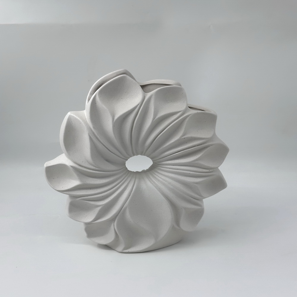 Wholesale Modern Ceramic Vases Art Decor Nordic Luxury Styles Porcelain Pottery Indoor Home Decor Weddings Tabletop