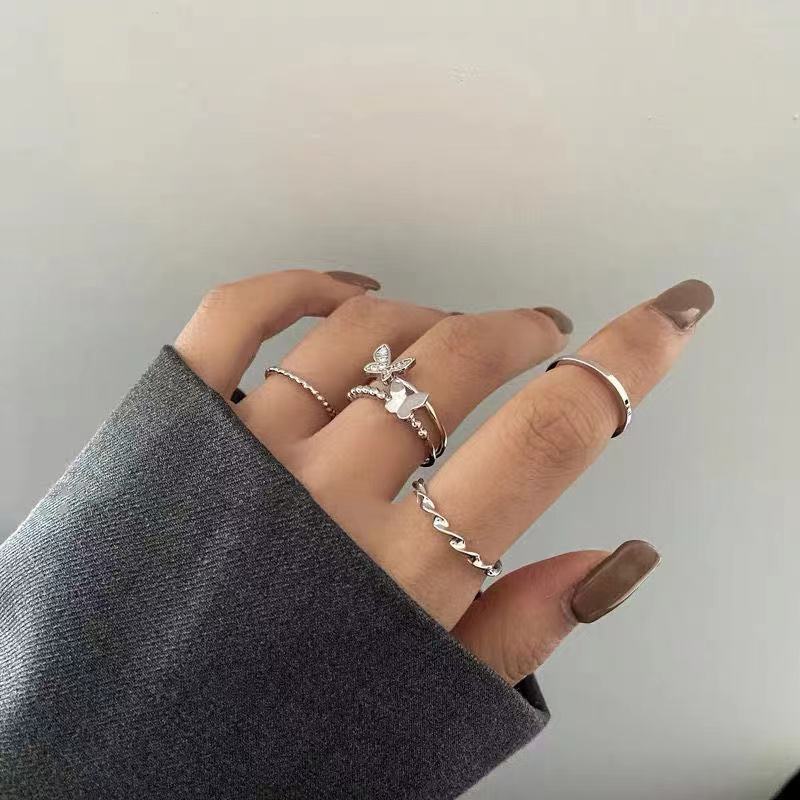 Trendy Butterfly Metal Punk Rings Set for Women Girls Party Jewelry Gifts Fashion Accessories Buckle Female Index Finger Ring