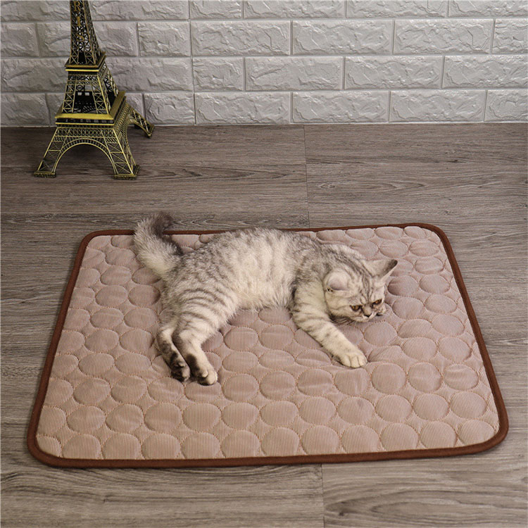 Top Selling Cooling Dog Bed Cold Pad For Cats And Dogs Summer Cool Pet Mat Pet Cooling Mat