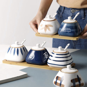 Japanese Style Ceramic Shaker Sugar Salt Pepper Spice Pot Bowl Kitchen Storage Box Storage Container With Spoon