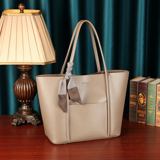 Large Capacity Classic Tote Bag For Women Luxury Designer Retro Handbag And Purses PU With Inner Pocket Underarm Shoulder