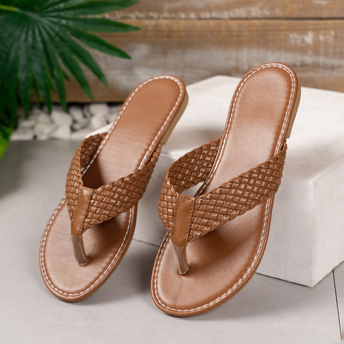  Ladies Flat Slippers Slides Flip-Flop Women Shoes Sandals Ladies Casual Slippers For Women 2024