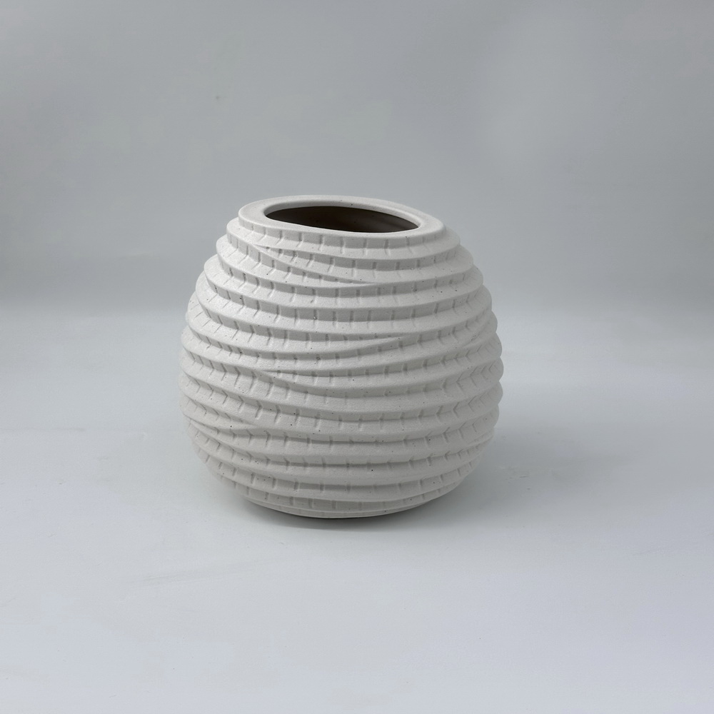 Minimalist Frosted Ceramic Vase Nordic Spiral Art, Elegant Table Centerpiece for Living Room