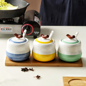 Ceramic Kitchen Seasoning Tank Salt Shaker Spice Jar Kitchen Accessories Sugar Salt Container
