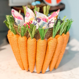 2PCS Paper Rope Carrots Ornament Artificial Easter Carrot for 2024 Easter Home Party Decoration Kids Gifts DIY Wreath Supplies