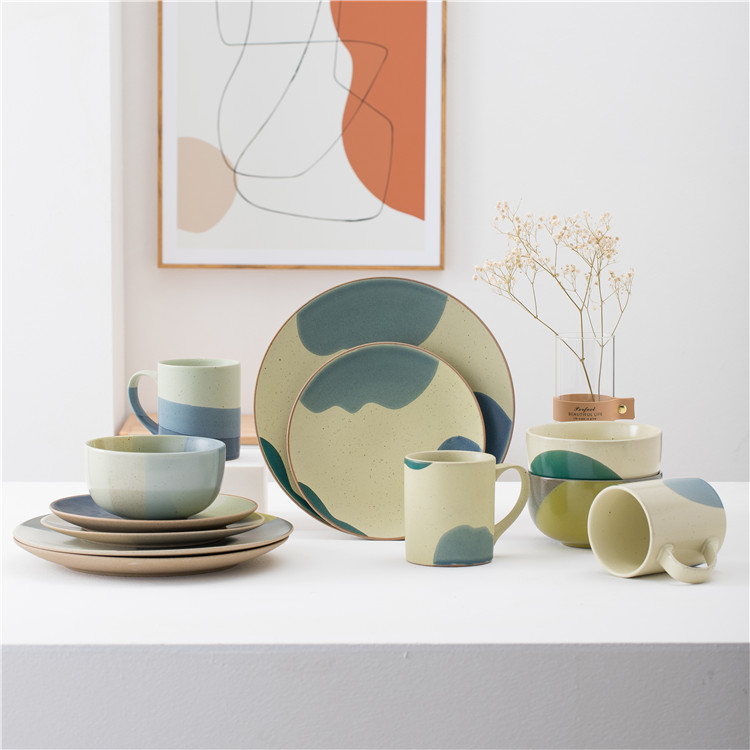 High Quality Hand Painted Colorful Restaurant Home Ceramic Dinnerware Set Dining Plates Table Porcelain Dinner Sets