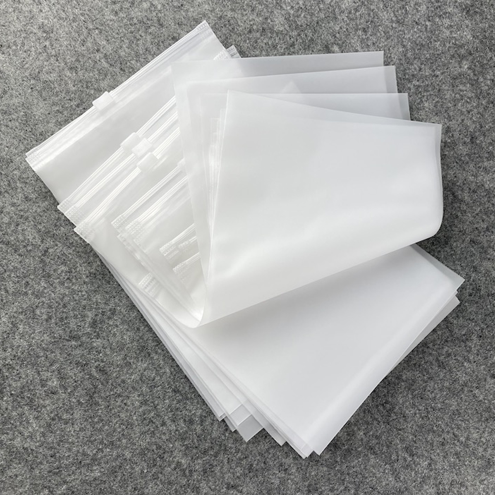 Bag with Zipper Large Plastic Packaging Frosted Slide Zipper Bags 20pcs Waterproof And Dustproof Clothes Packaging Storage Bags
