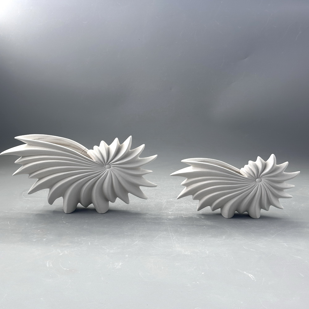 2025 Nordic Decoration White Clay Pottery Flower Minimalistic Small Bud for Shelf Home Decor Modern Minimalist Ceramic Vase