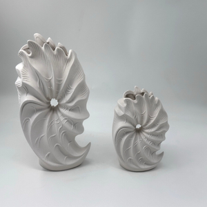 Simple Wholesale Custom Luxury Conical Vertical Texture Hotel Home Decoration Ceramic Vase Ornaments