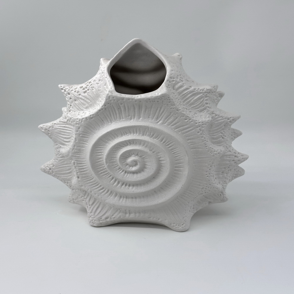 Creative Twisted Line Shape Home Decorative Matte Flower Ceramic Vase ﻿