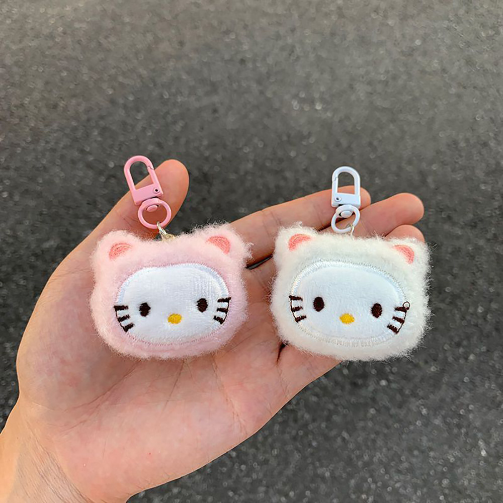 Plush Keychains Sanrio Creative Embroidered Pendant Schoolbag Keyrings Backpacks Decoration Christmas Gift for Friend