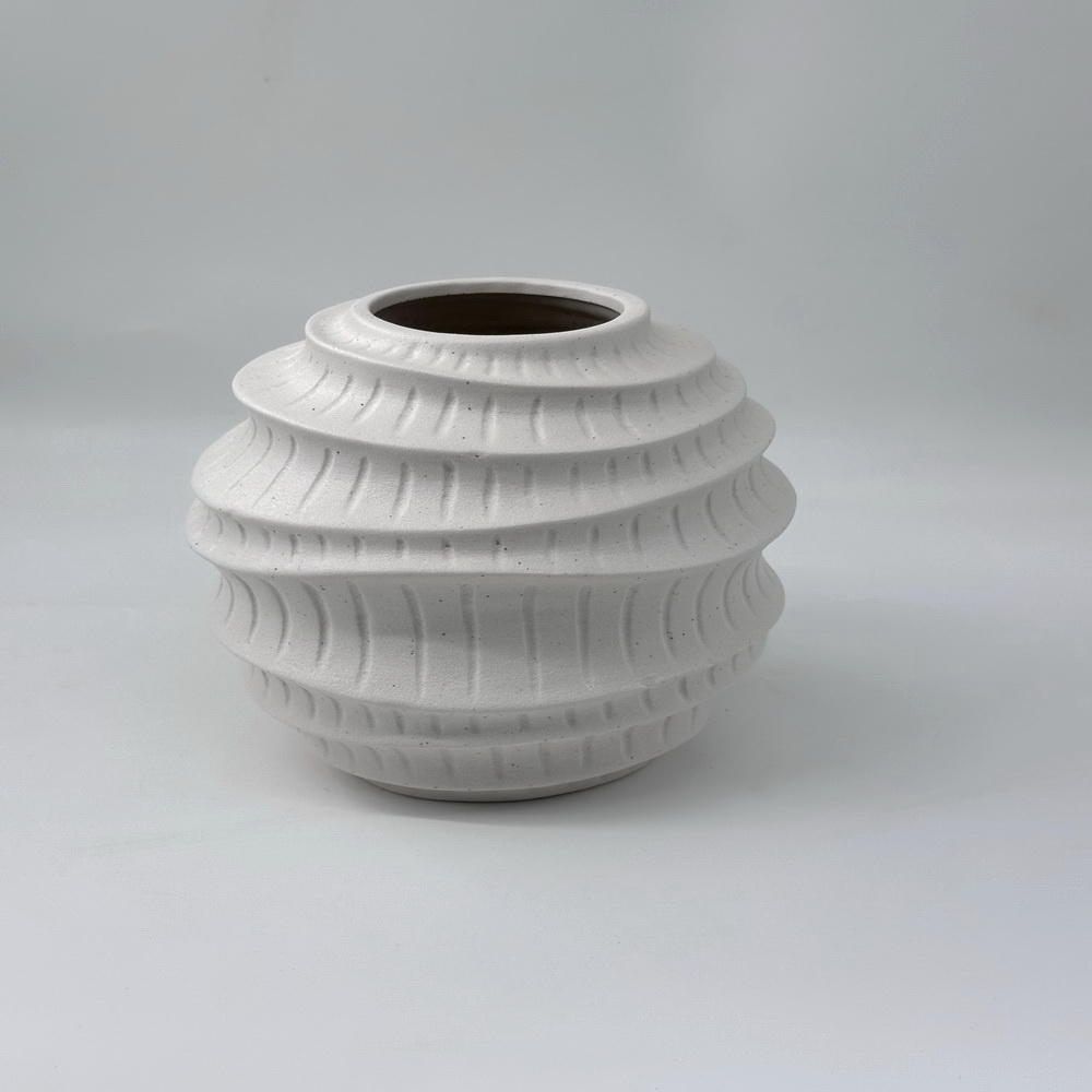 Minimalist Frosted Ceramic Vase Nordic Spiral Art, Elegant Table Centerpiece for Living Room
