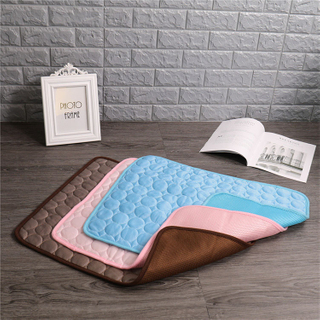 Top Selling Cooling Dog Bed Cold Pad For Cats And Dogs Summer Cool Pet Mat Pet Cooling Mat