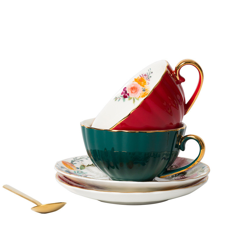 Ceramic New Bone China European Light Luxury Coffee Cups And Saucers Set Vintage Flower Tea Cups Wedding Gift Accompaniment Gift