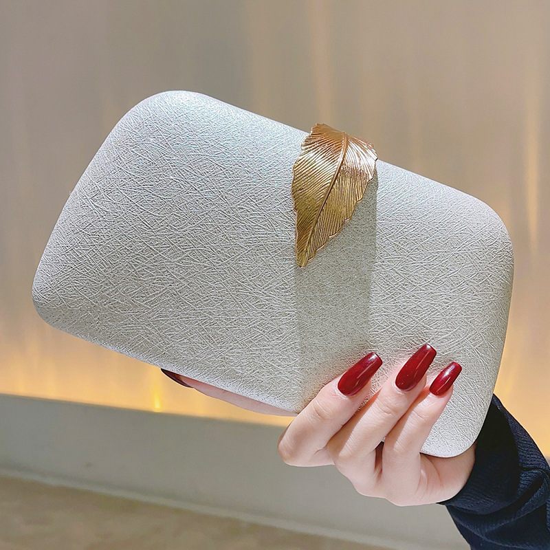 Evening Clutch Luxury Women Shoulder Bags Fashion Pearl Chain Handbag Dinner Handbag Wedding Cocktail Party Coin Purse