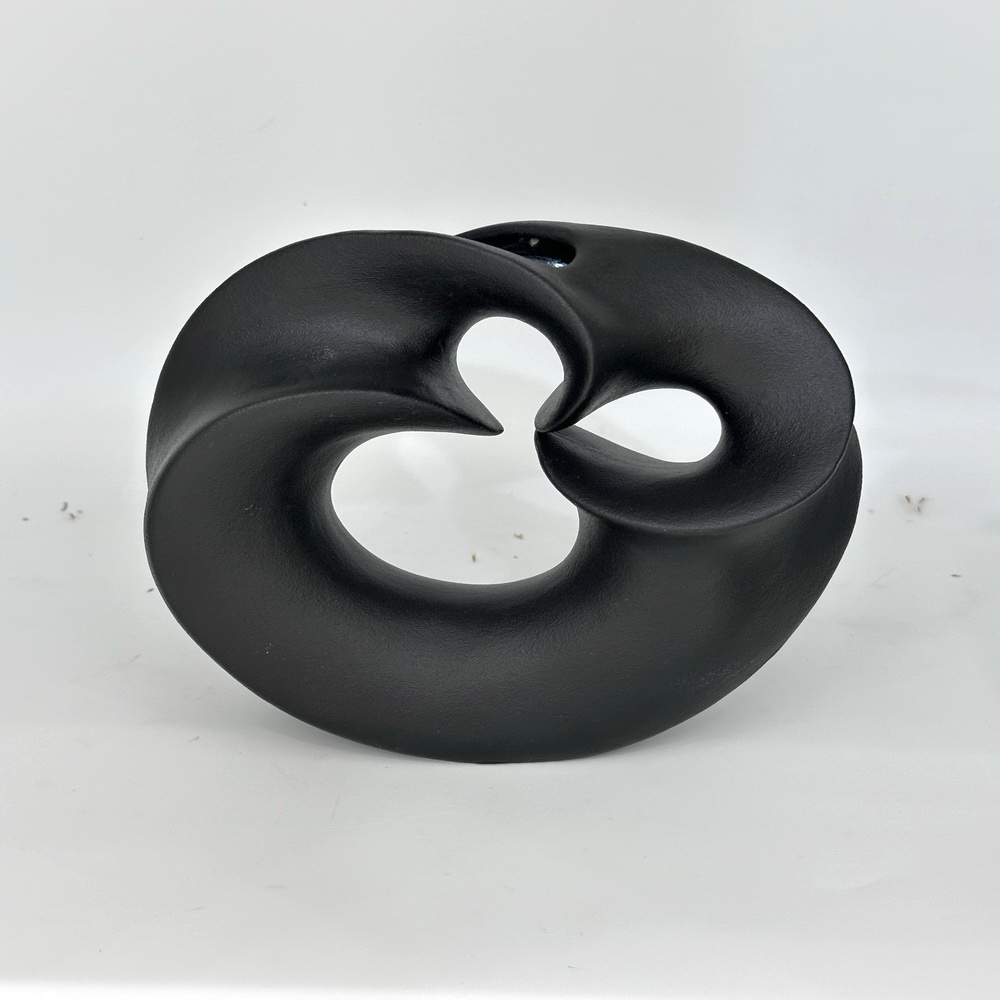 Nordic Black Modern Ceramic Vase, with A Simple Design, Suitable As A Floral Container for Home Decoration, Office Or Dining Table Era