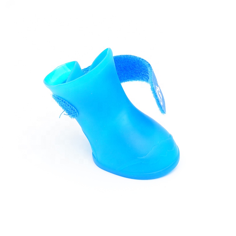 Factory Price Hot Sale Adjustable Anti-slip 100% Waterproof Outdoor Soft Rubber Pet Dog Paw Protectors Rain Snowy Boots Shoes