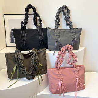 Women's Fabric Bag Exquisite And Versatile Underarm Bag, New Fashionable Simple Pleated Tote Bag, Casual Shoulder Bag