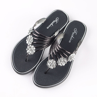 Casual New Design Women's Shoes Flat Beach Flip Flops For Women Braided Strap Women Flip-Flops Walking Style