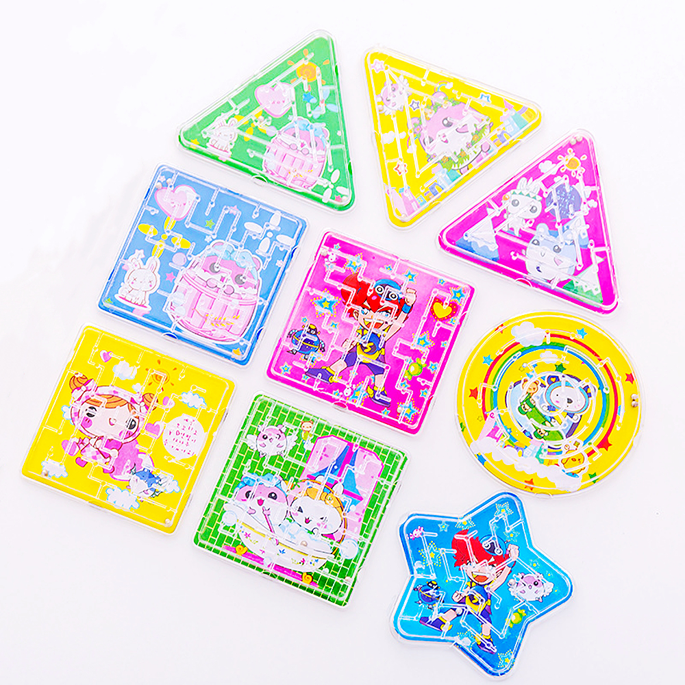 15Pcs Kids Party Small Gift Track Maze Toys Birthday Souvenirs, Carnival Prizes for Boys And Girls, Gift Pack Game