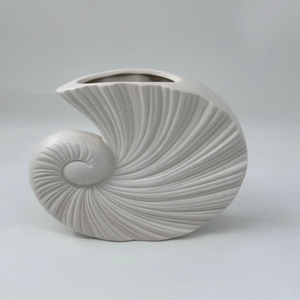 Creative Twisted Line Shape Home Decorative Matte Flower Ceramic Vase ﻿
