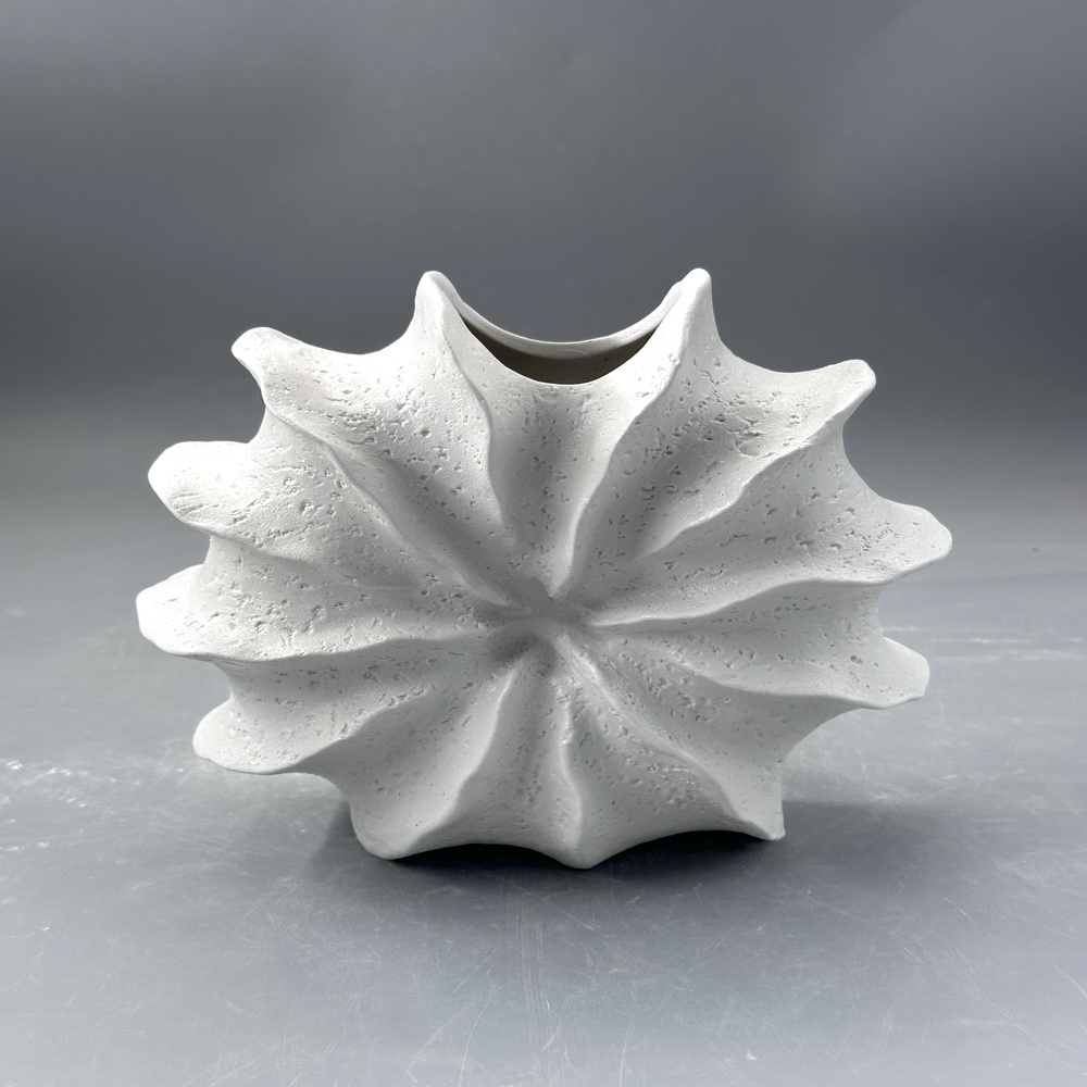 Nordic-style Ceramic Ornaments Creative Burning Crafts Home Hydroponic Dry Flower Vases Wholesale White Ceramic Vase Set