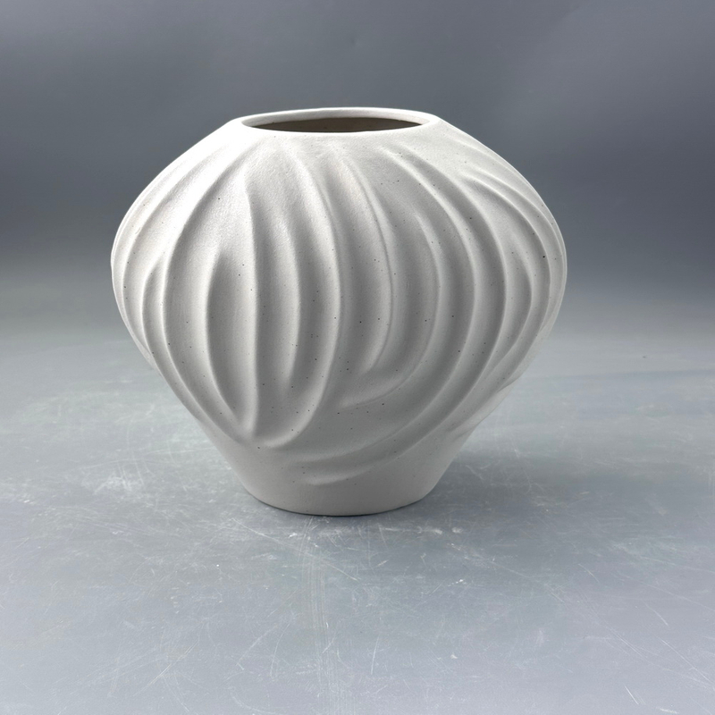 Modern Minimalist Ceramic Large Vase High-Level Macaron Flower Arrangement Grain Ball Desktop Decoration Matt Pot Ornament