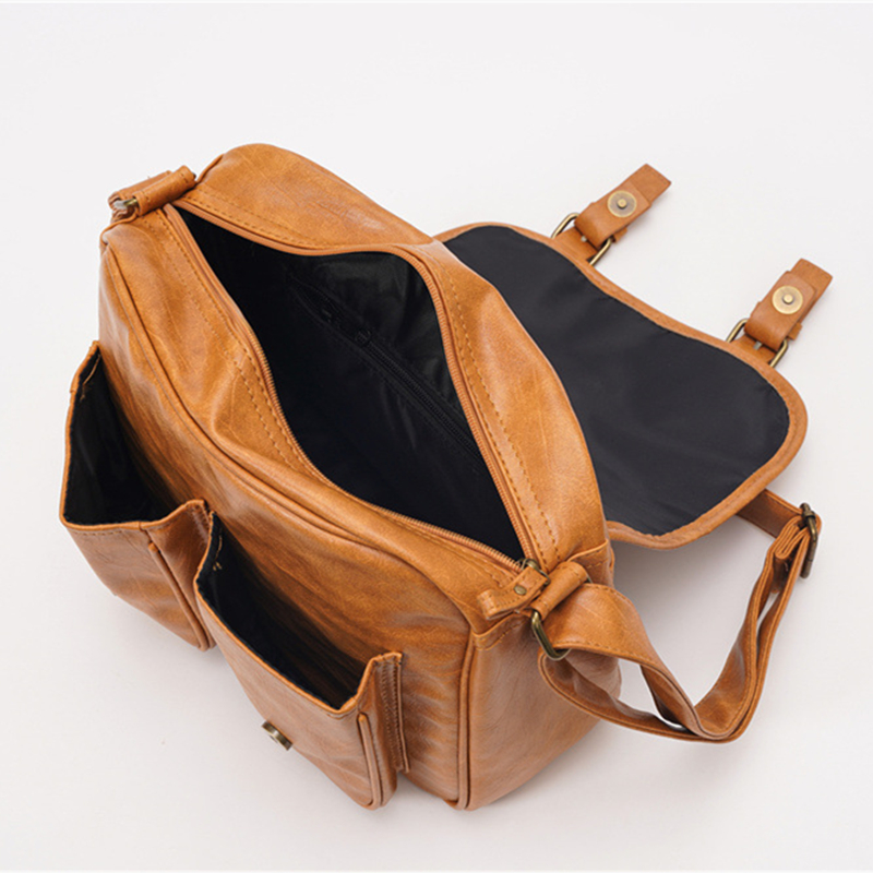 Fashion Japan Style Men's Messenger Bag Soft PU Leather Crossbody Messenger Bag Men Satchels Crossbody Bag Mens Shoulder Bags