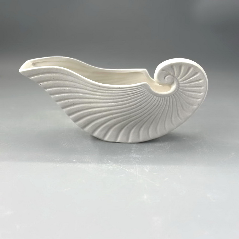 Modern Luxury Porcelain Vase Geometric Spiral Diamond Flower Insert Simple Ceramic Home Furnishing Living Room 