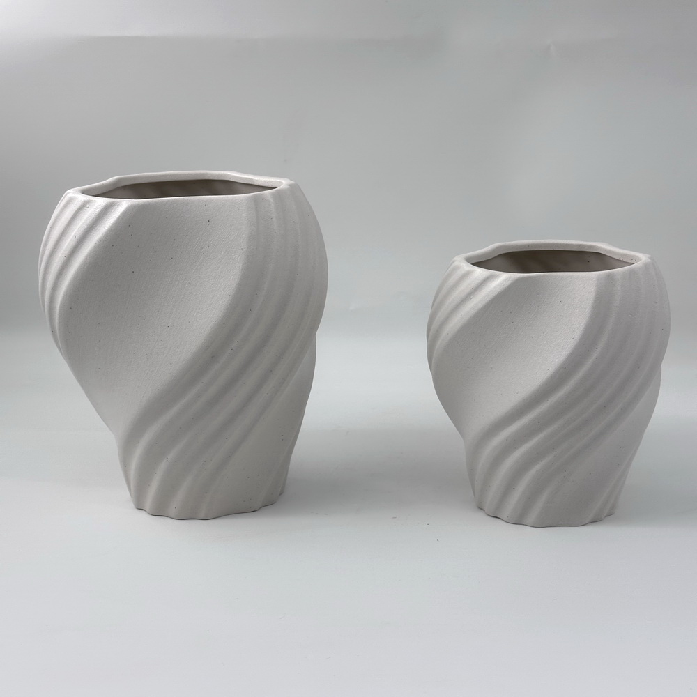 Wholesale Customized Modern Ceramic Vases Art Deco Nordic Luxury Styles Glass Porcelain Pottery Tabletop Vases for Weddings