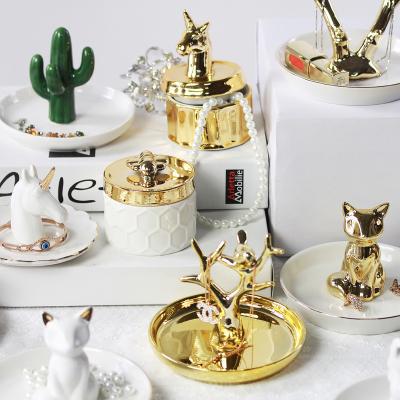 Hot Sale Ceramic Jewelry Holder With Round Tray