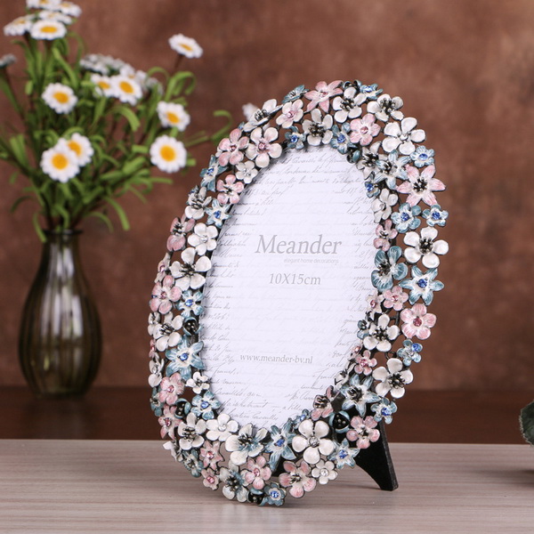 Factory Direct Personalised 5R Pewter Photo Frame with 3D Motif